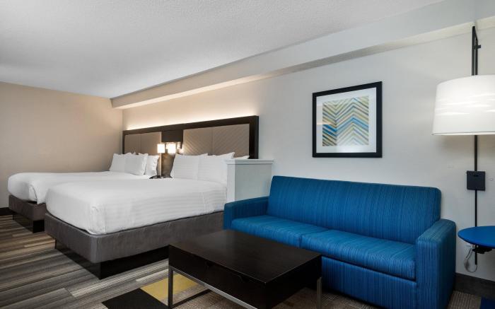 Holiday Inn Express & Suites Florence I-95 & I-20 Civic Ctr