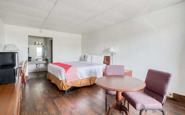 OYO Hotel San Antonio Lackland Air Force Base West