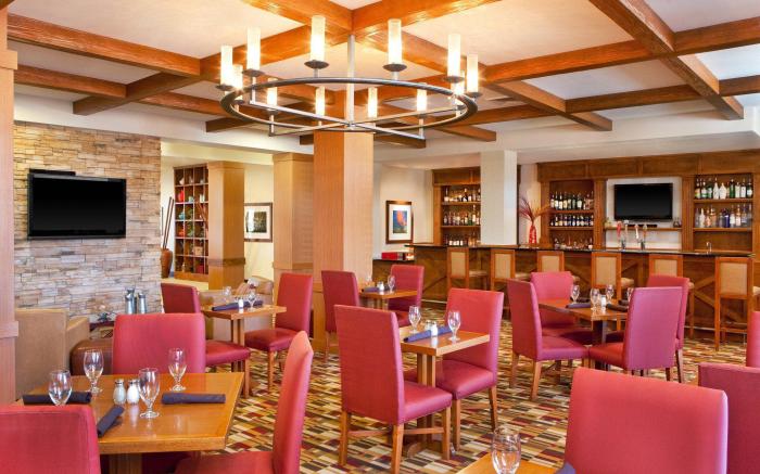 Four Points by Sheraton Sacramento International Airport