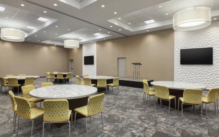 Aloft Jacksonville Tapestry Park
