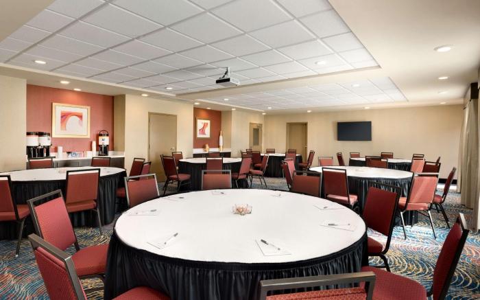 Hampton Inn & Suites Monroe
