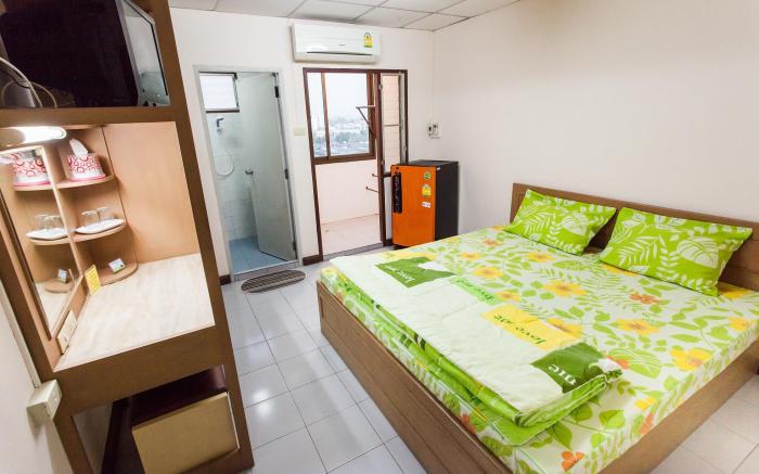 Tat Residence