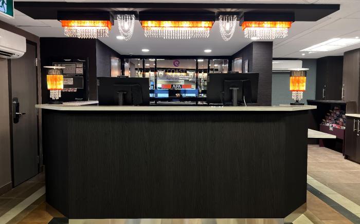 Coast Calgary Downtown Hotel & Suites by APA