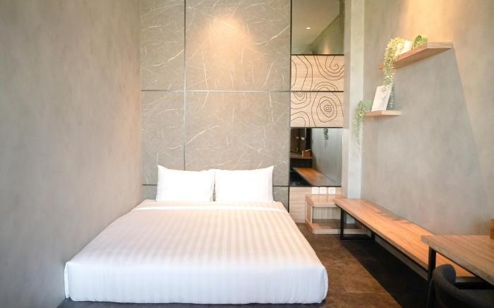 LOA LIVING Solo Baru