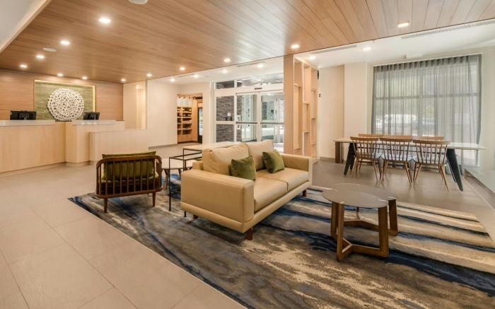 Fairfield by Marriott Inn & Suites Virginia Beach Town Center