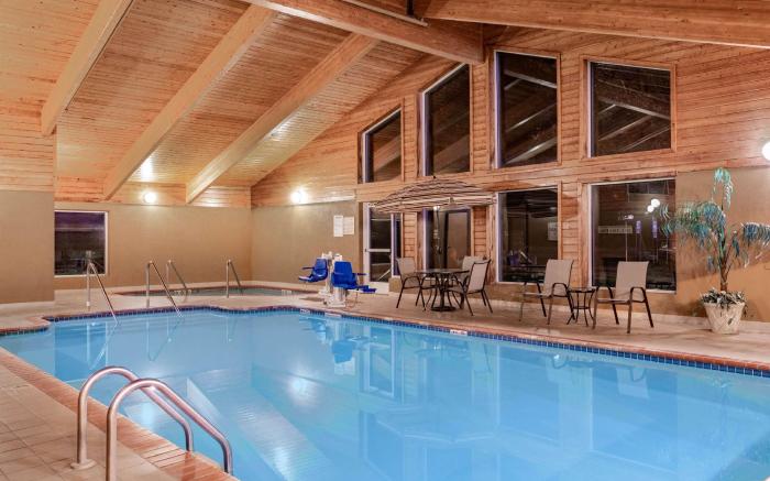 SureStay Plus Hotel by Best Western Litchfield