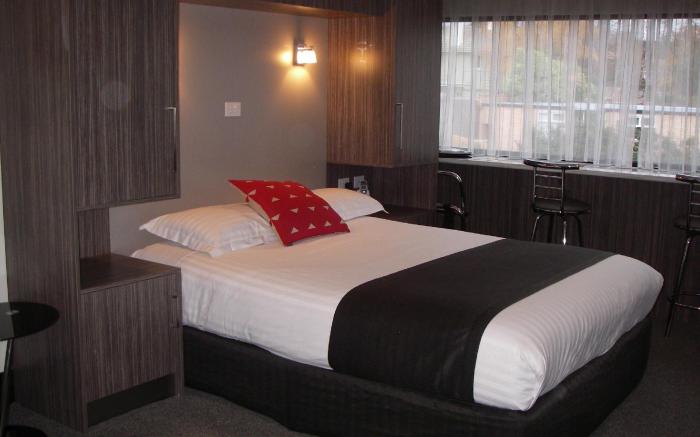 Motel 429 Sandy Bay Road