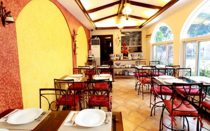 The Suites at Calle Nueva