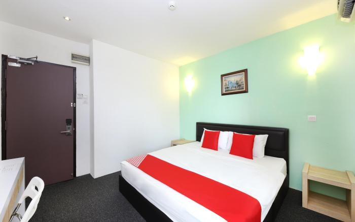 Super OYO 442 Marvelton Hotel