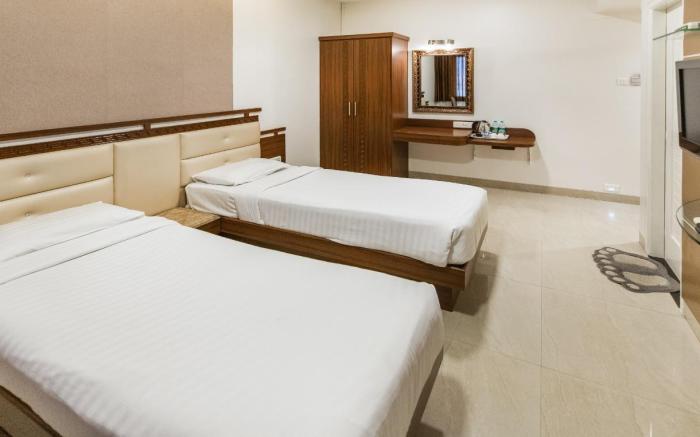 Hotel Seven Heaven