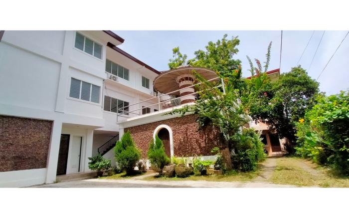 OYO 799 DDD HABITAT ILOILO