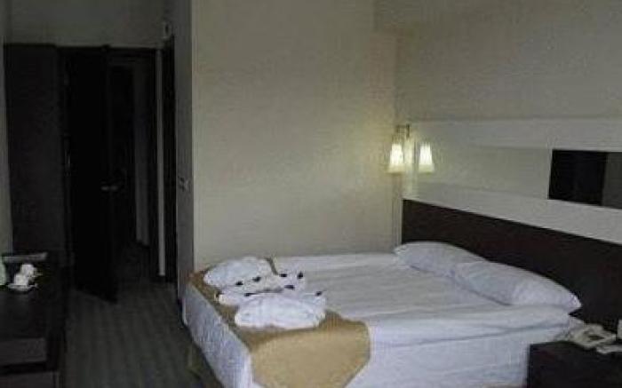 Tripolis Hotel