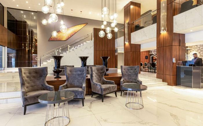 Grand Mercure Curitiba Rayon                                                               