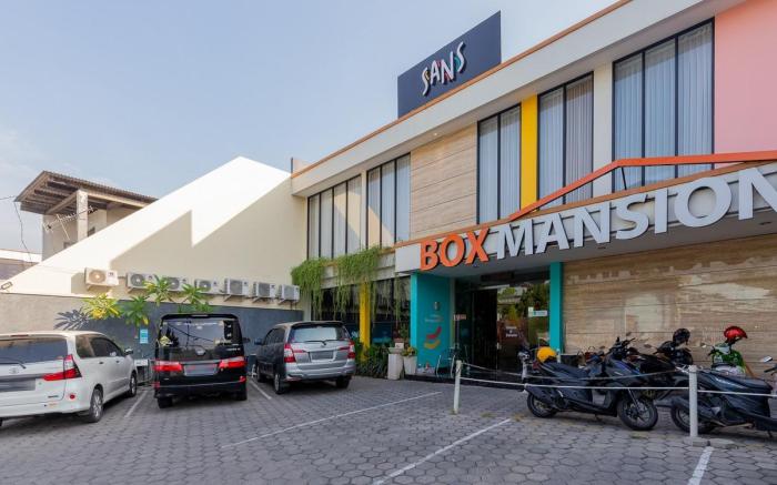 Sans Hotel Box Mansion Surabaya by RedDoorz