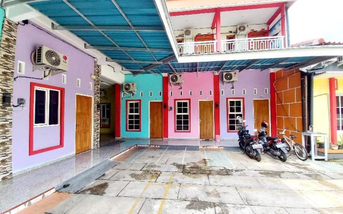 Harmony House Syariah near Alun Alun Pati Mitra RedDoorz