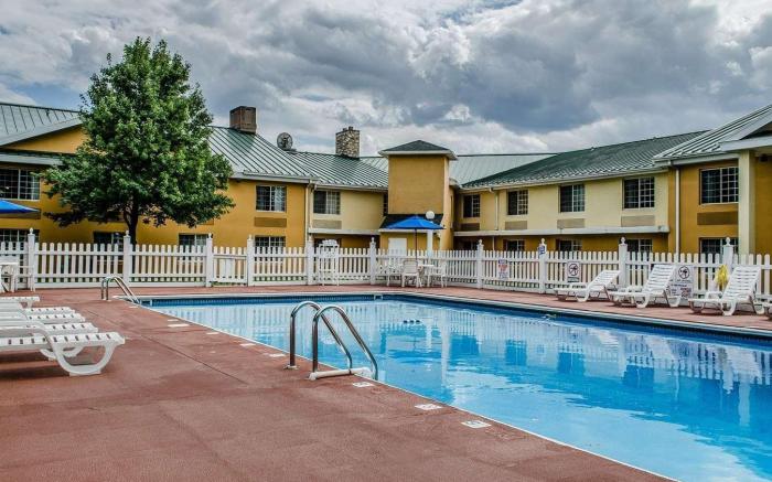 Baymont by Wyndham Harrisburg