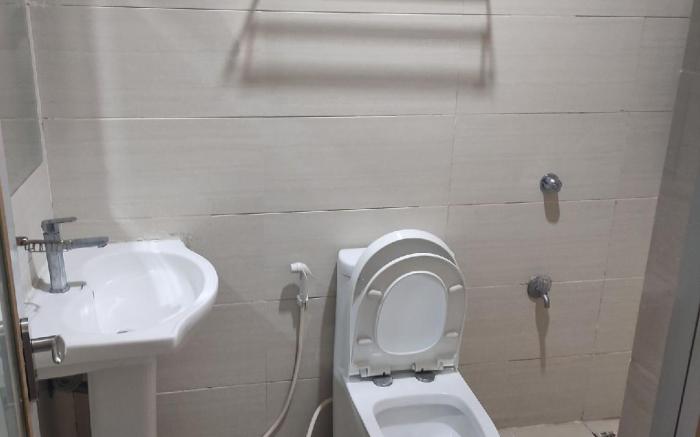 Meaco Royal Hotel-Taytay
