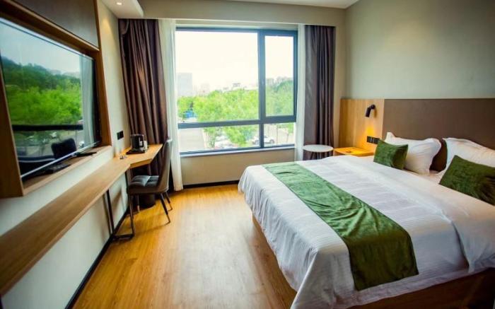 Green Tree Inn Jinan Tangye Outlets