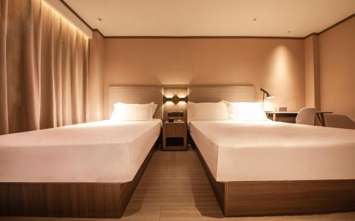 Hanting Hotel Shenyang Medical College Metro Station