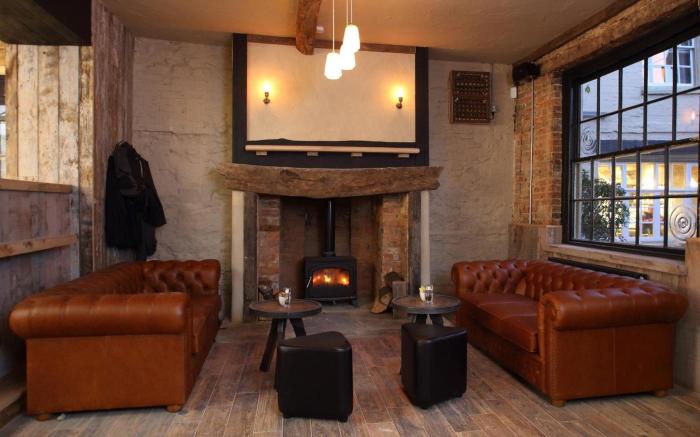 The Crown And Thistle