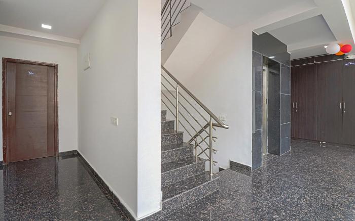 Hotel O Blooms residency