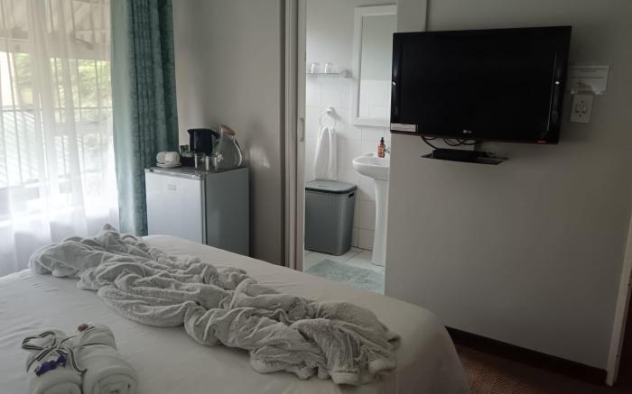 Hillton Manor Guest House