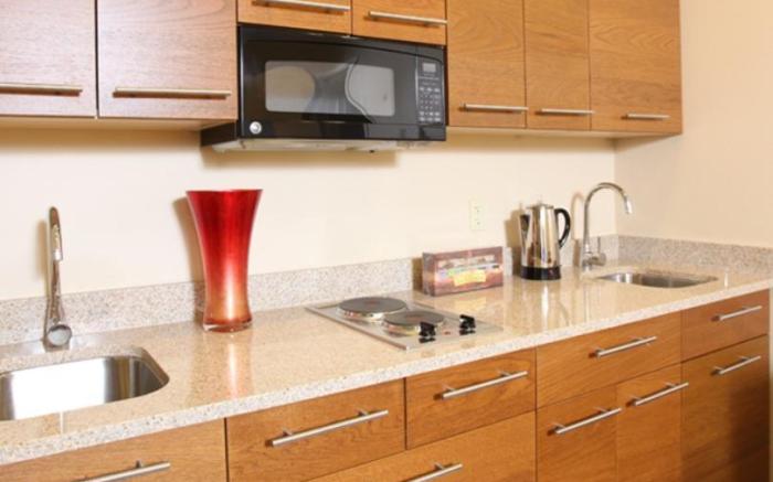 Pointe Plaza Hotel - Adults Only