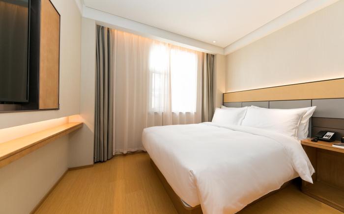 Ji Hotel Jinan Daming Lake Tongyuanju Front Street
