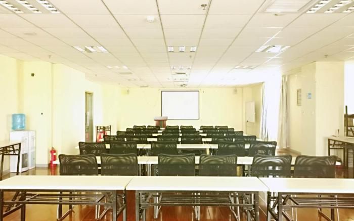 Hanting Hotel Xingtai College
