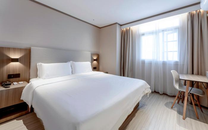 Hanting Hotel Zhangzhou Longjiang Building