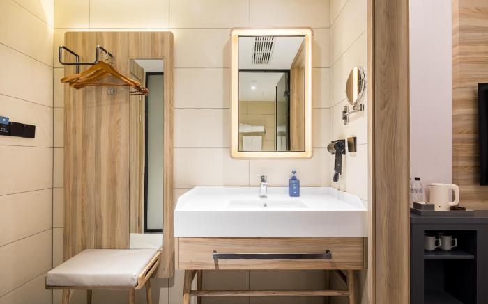 Hanting Hotel Taizhou Sishui Commercial Center