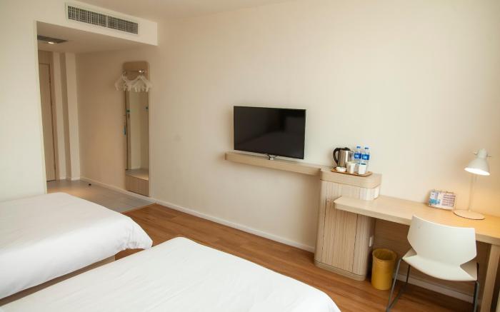 Hanting Hotel Zhengzhou Dengfeng Songyang Academy