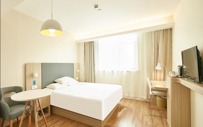 Hanting Hotel Shenyang Liming Square Metro Station