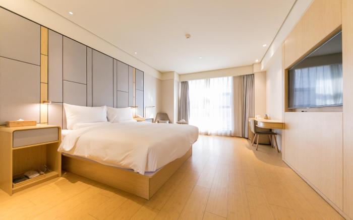 Ji Hotel Xian Xinjiamiao Metro Station