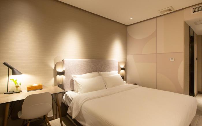 Hanting Hotel Ningbo Zhenhaizhuang Vanke Plaza