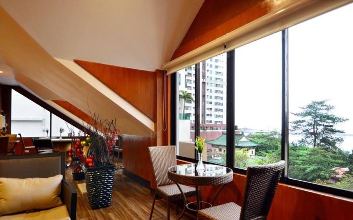 The Windy Ridge Hotel Manila