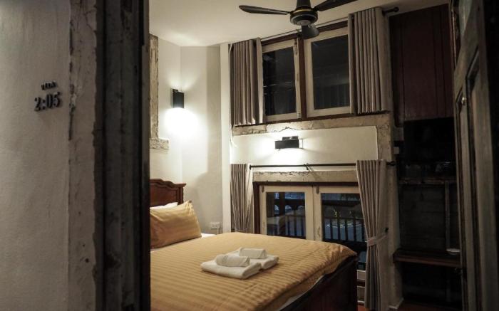 Velawarin Hotel