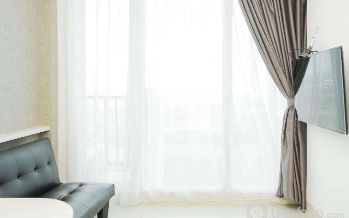 Comfy Minimalist Studio Tree Park BSD By Travelio