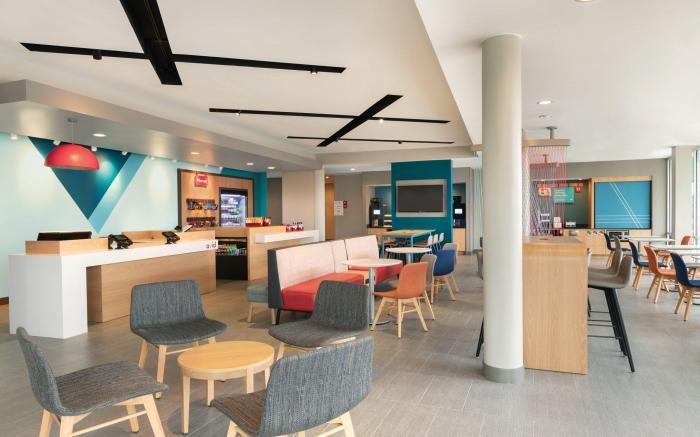 Avid Hotels Auburn University Area By IHG