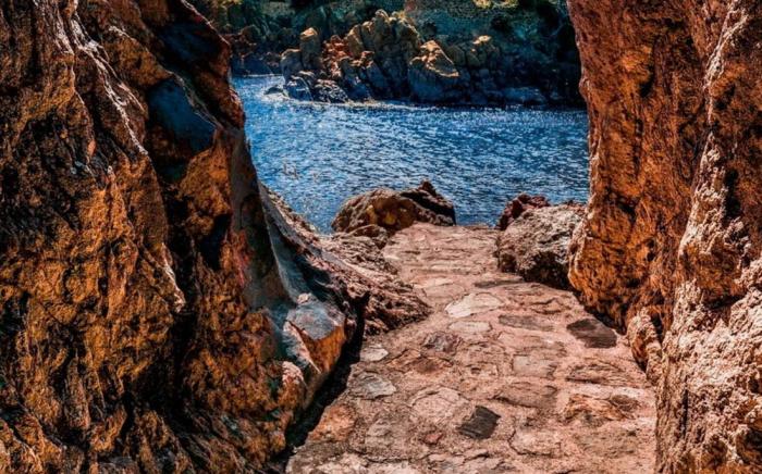 Garden level for 5 people with sea view