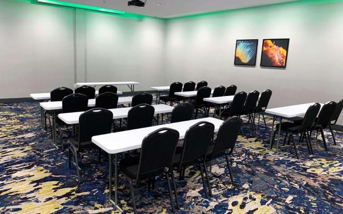 La Quinta Inn & Suites by Wyndham San Antonio Seaworld/LAFB