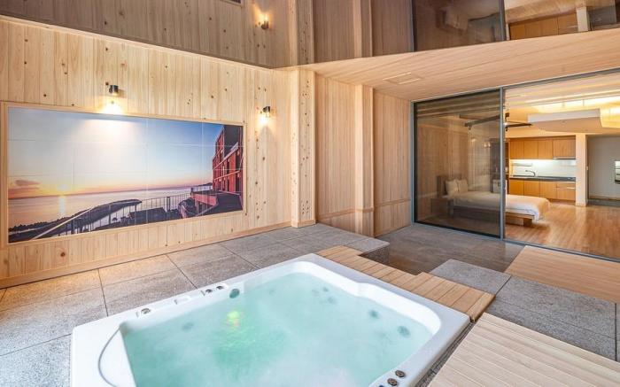 Yeongdeok Hillington Pension