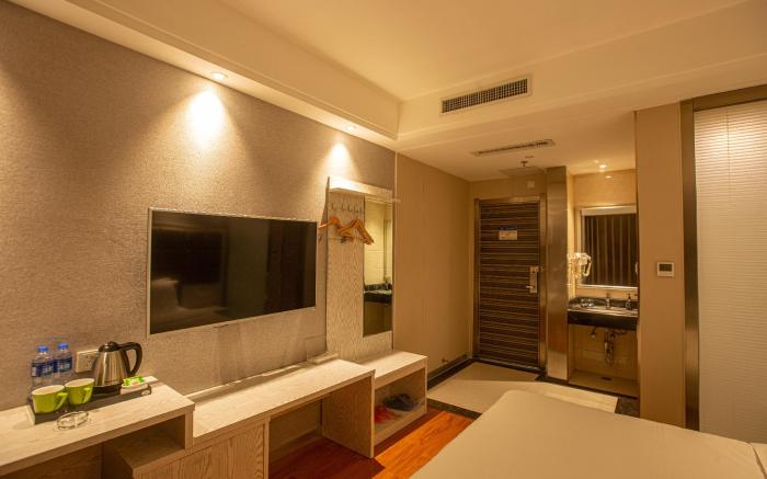 Starway Hotel Jiyuan Jishui Street