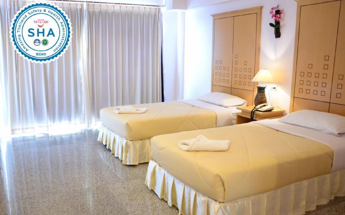 Maneerote Hotel Surin