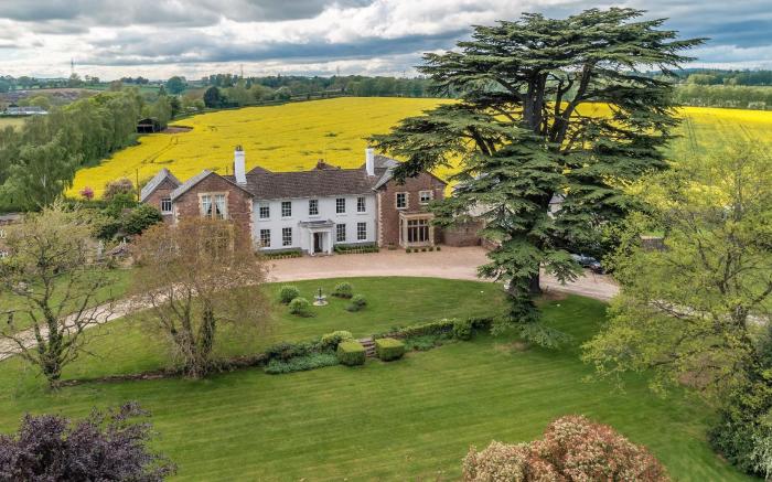 Glewstone Court Country House