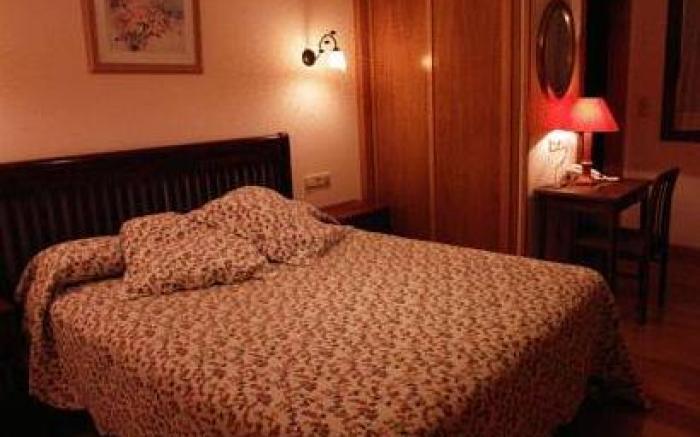 Hotel Azkue