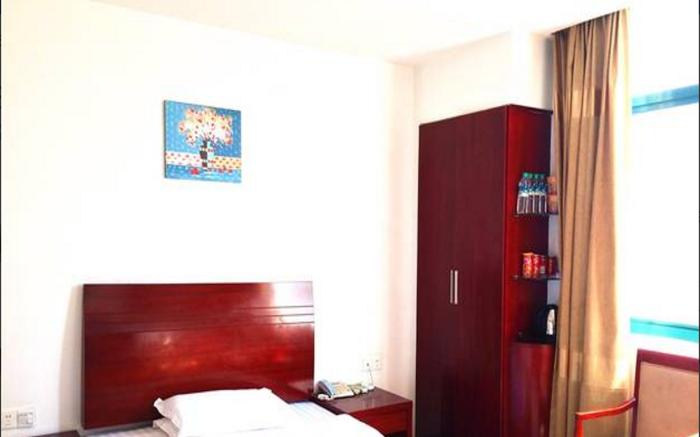 GreenTree Inn Shangrao Qianshan hekou old town Xinjiang longting shell hotel