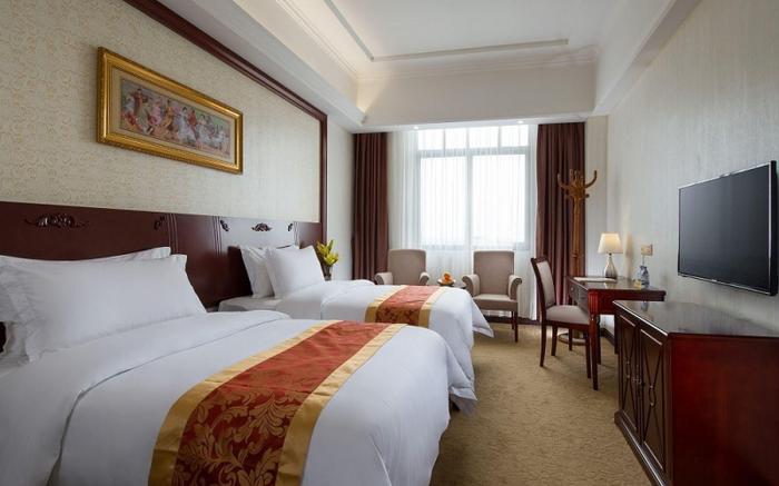 Vienna Hotel Shanwei Lufeng Jieshi Bus Station Branch