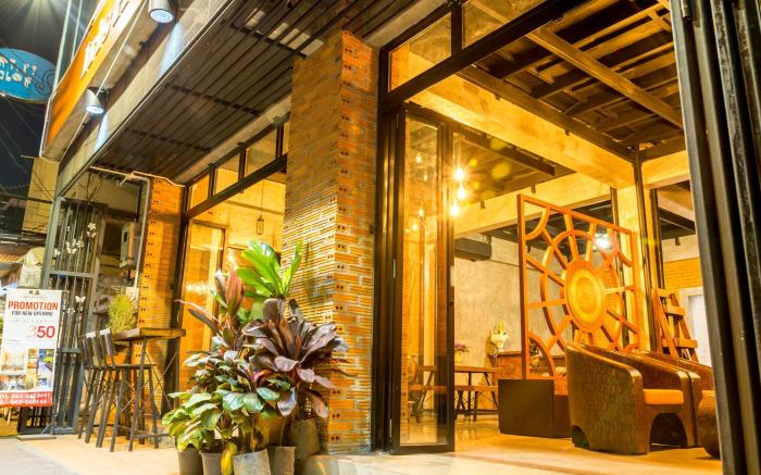 Iris Hostel