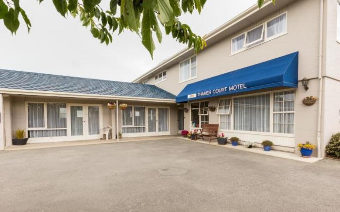 AAA Thames Court Motel